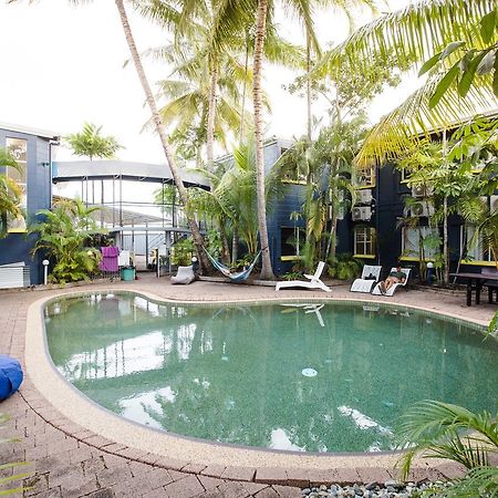 Mad Monkey Village Cairns Exterior foto