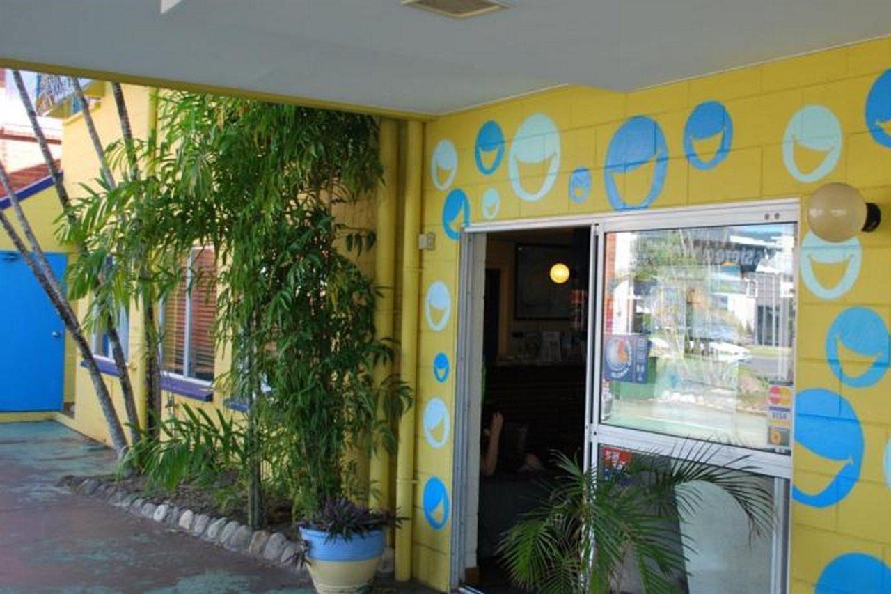 Mad Monkey Village Cairns Exterior foto